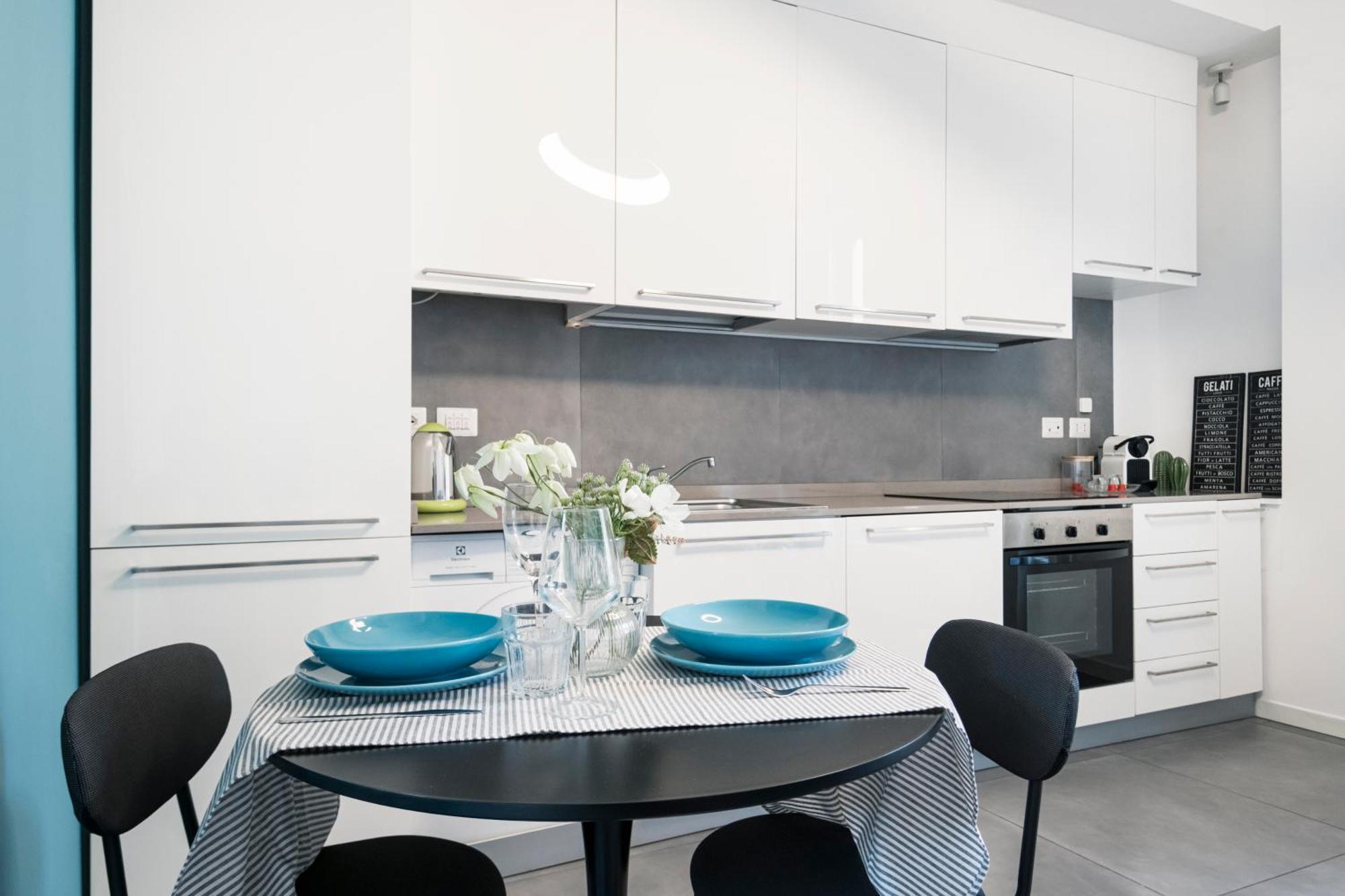 New Flat Fully Furnished In P.Ta Romana Milánó Kültér fotó