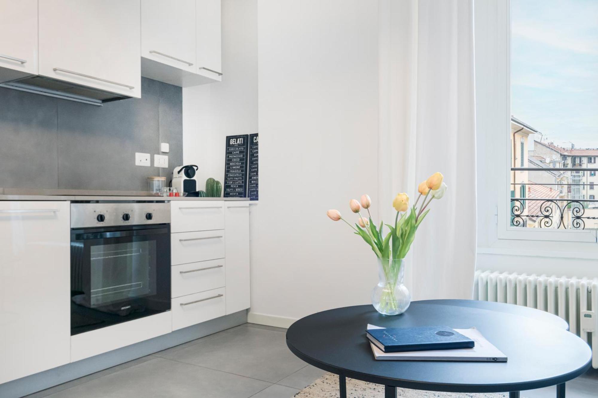 New Flat Fully Furnished In P.Ta Romana Milánó Kültér fotó